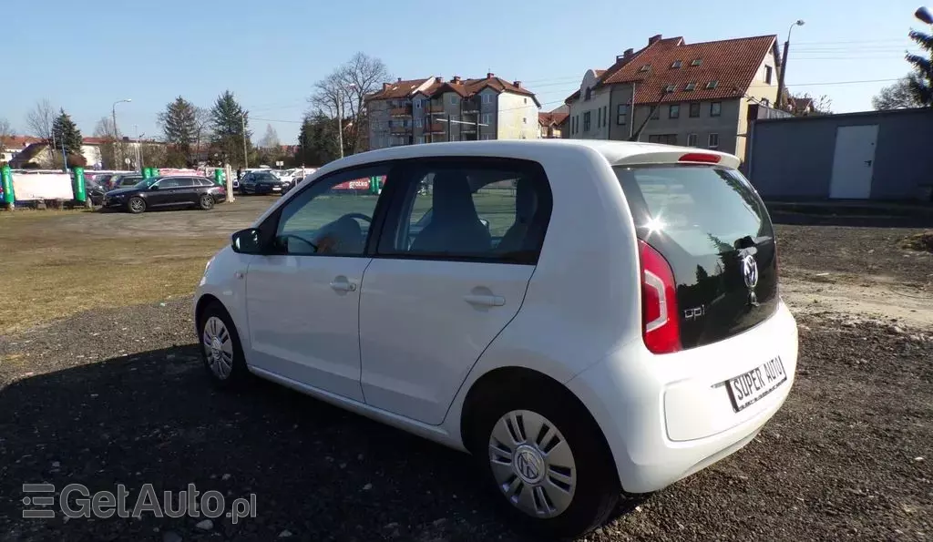 VOLKSWAGEN Up! 