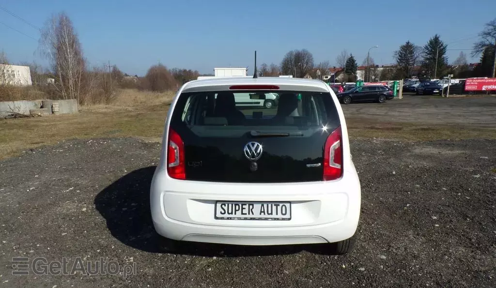 VOLKSWAGEN Up! 