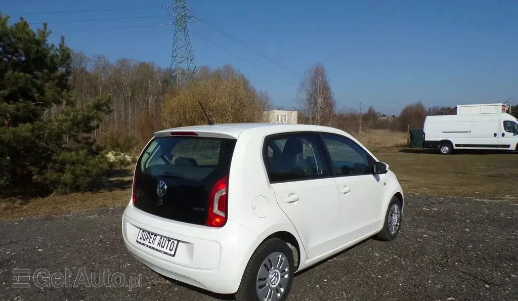 VOLKSWAGEN Up! 