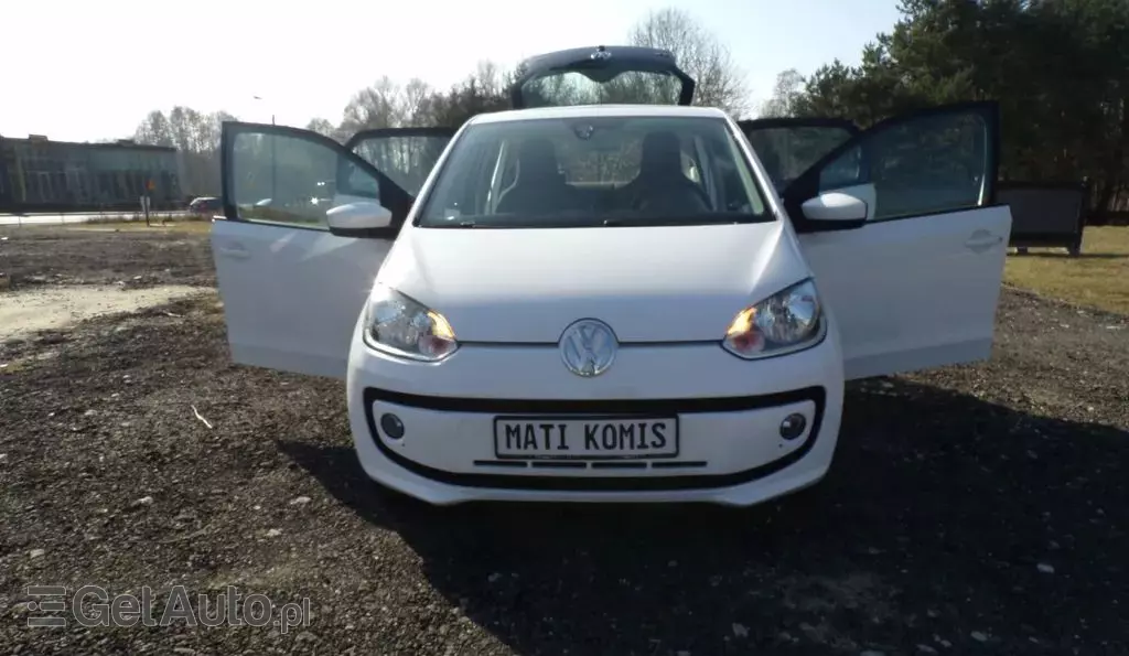 VOLKSWAGEN Up! 