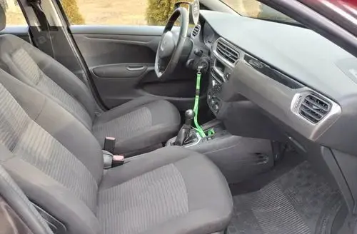 PEUGEOT 301 
