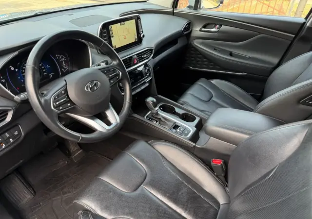 HYUNDAI Santa Fe 2.0 CRDi Platinum 4WD