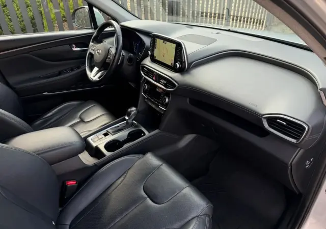 HYUNDAI Santa Fe 2.0 CRDi Platinum 4WD