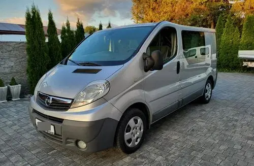 OPEL Vivaro 