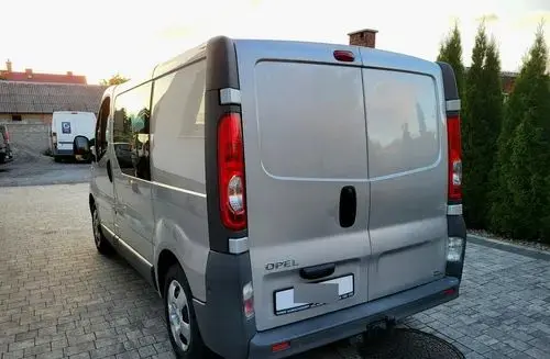 OPEL Vivaro 