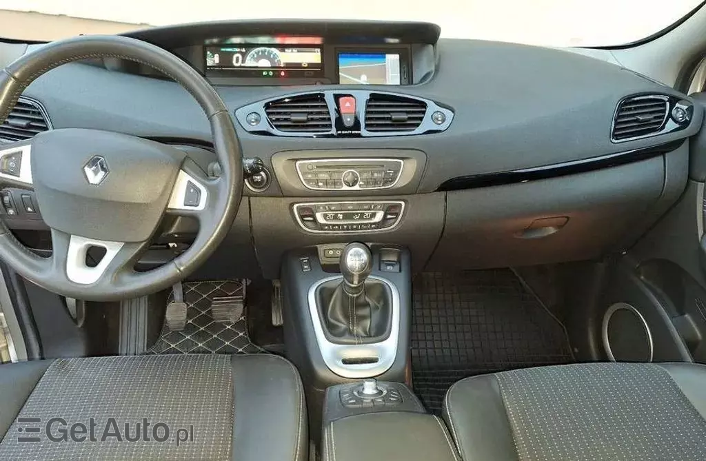 RENAULT Scenic 