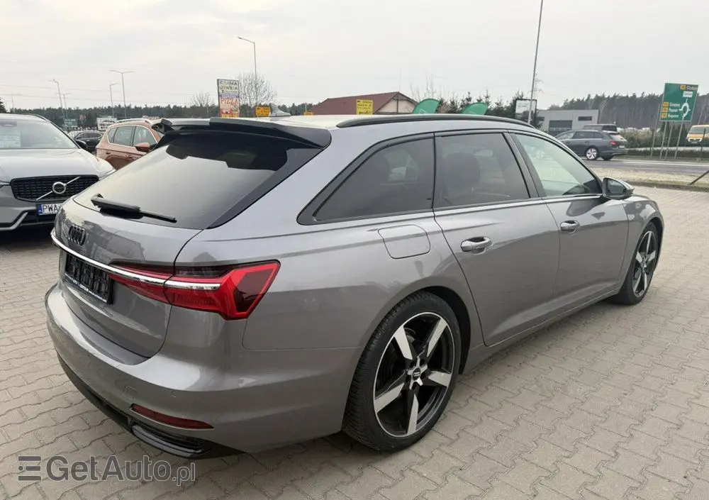AUDI A6 Avant 40 TDI S tronic
