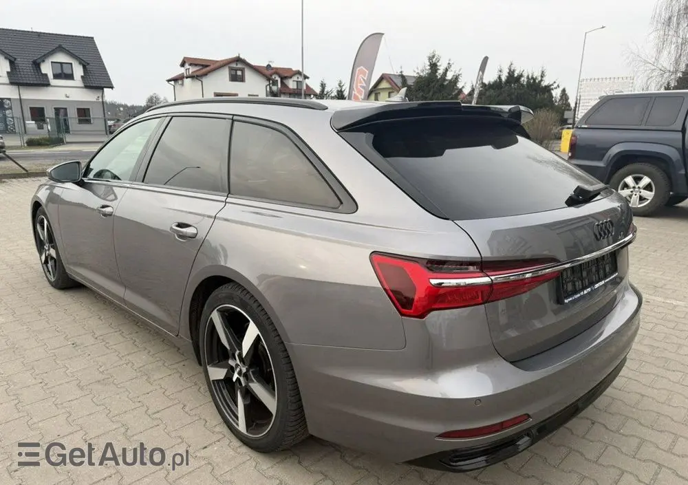 AUDI A6 Avant 40 TDI S tronic