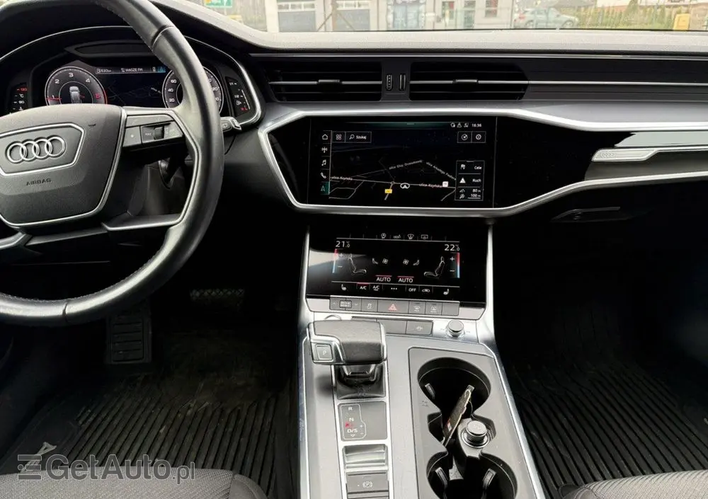 AUDI A6 Avant 40 TDI S tronic