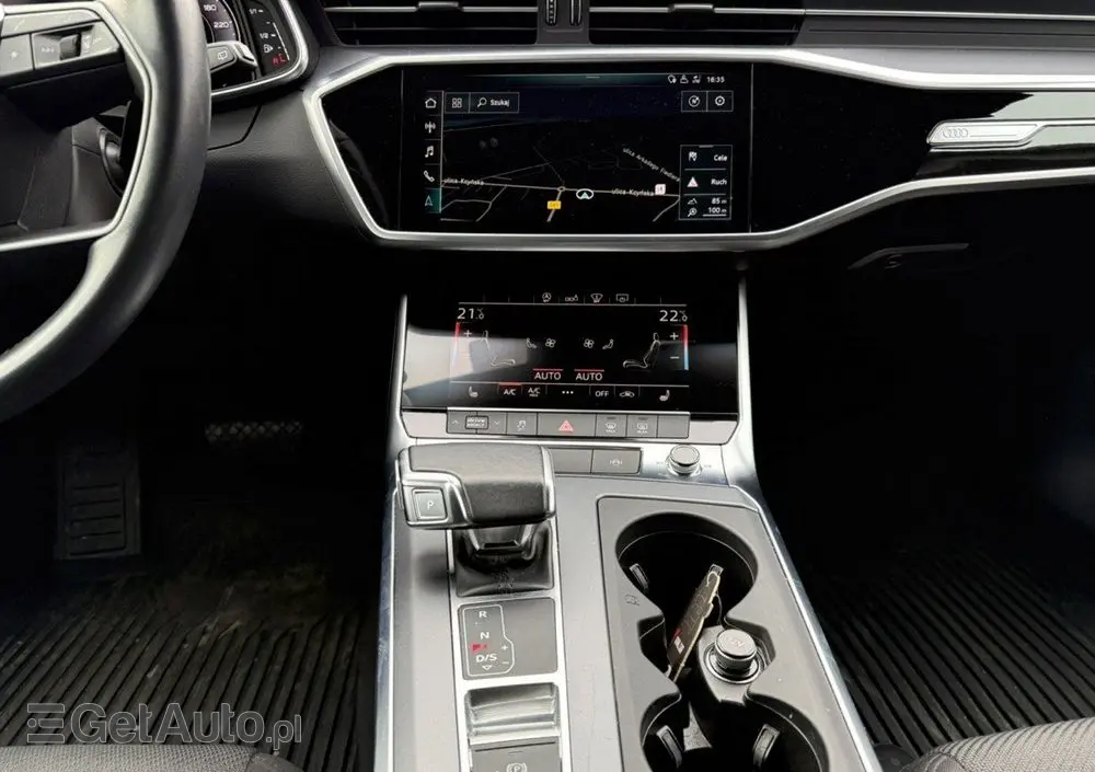 AUDI A6 Avant 40 TDI S tronic