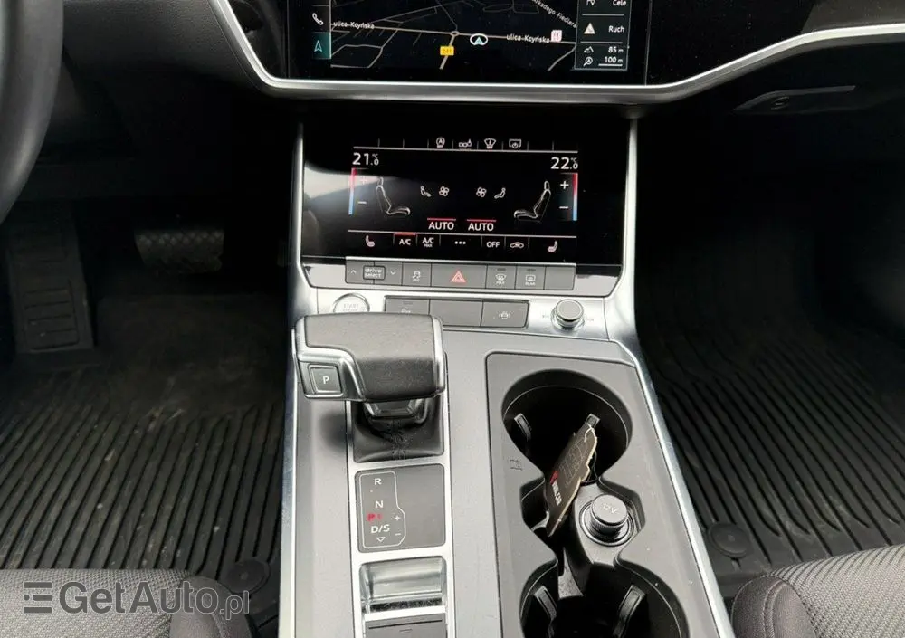 AUDI A6 Avant 40 TDI S tronic