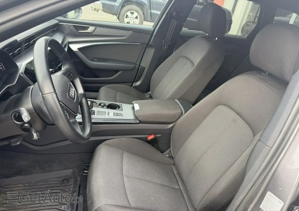 AUDI A6 Avant 40 TDI S tronic
