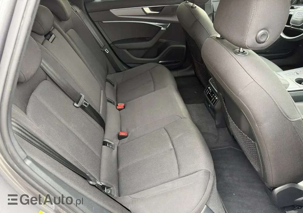 AUDI A6 Avant 40 TDI S tronic