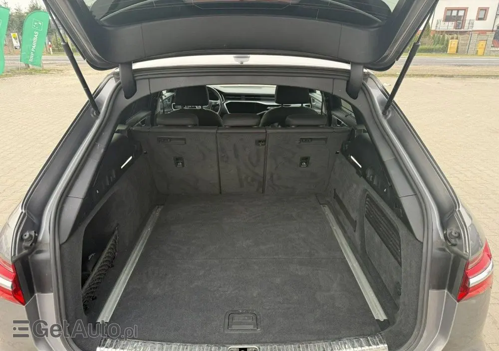 AUDI A6 Avant 40 TDI S tronic