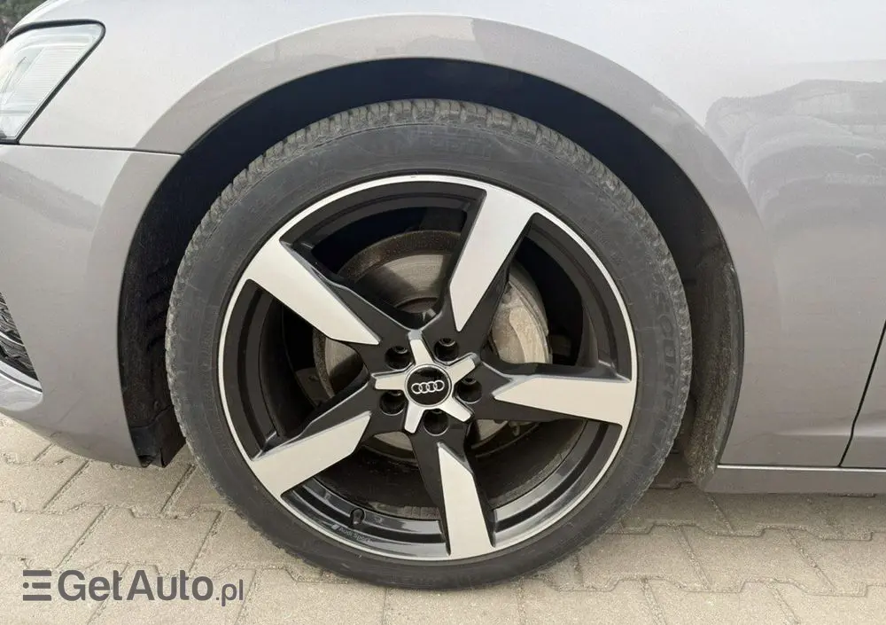 AUDI A6 Avant 40 TDI S tronic