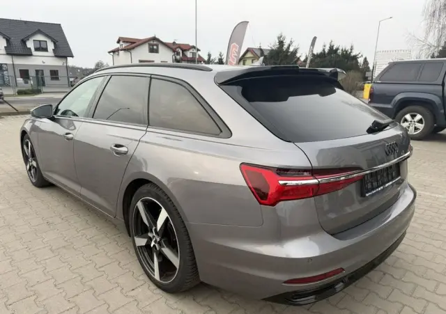 AUDI A6 Avant 40 TDI S tronic