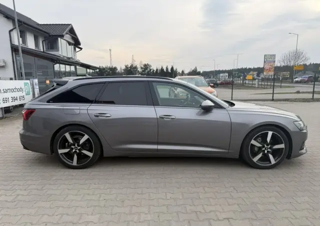 AUDI A6 Avant 40 TDI S tronic