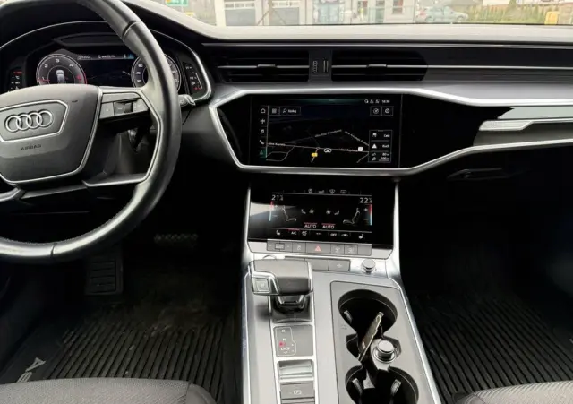 AUDI A6 Avant 40 TDI S tronic