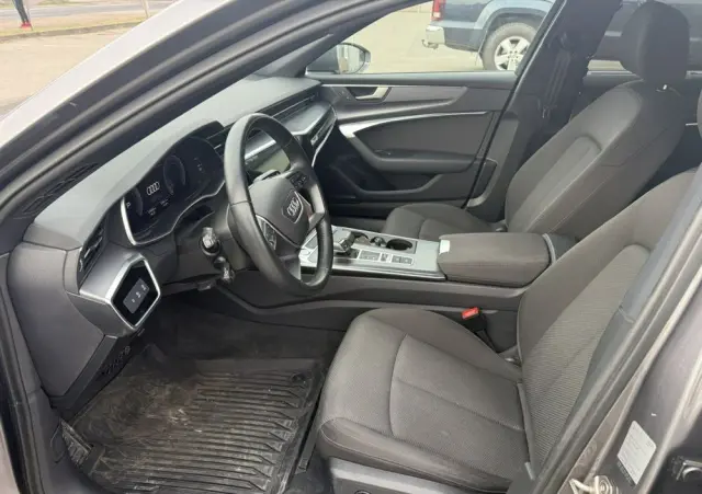 AUDI A6 Avant 40 TDI S tronic
