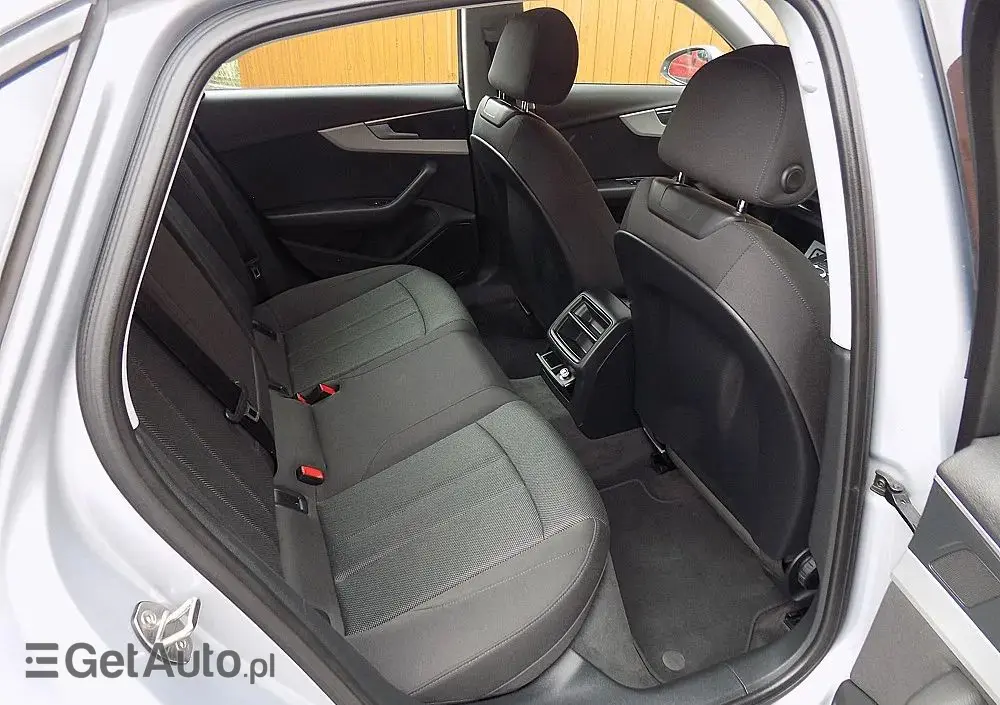 AUDI A4 Limousine 1.4 TFSI S tronic