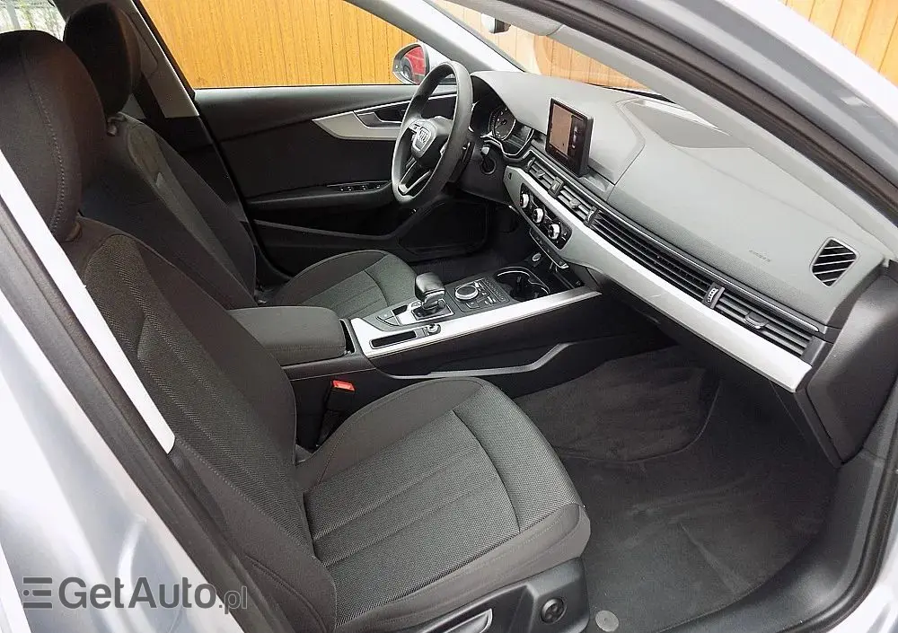 AUDI A4 Limousine 1.4 TFSI S tronic