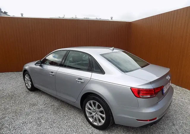 AUDI A4 Limousine 1.4 TFSI S tronic