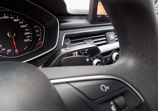 AUDI A4 Limousine 1.4 TFSI S tronic