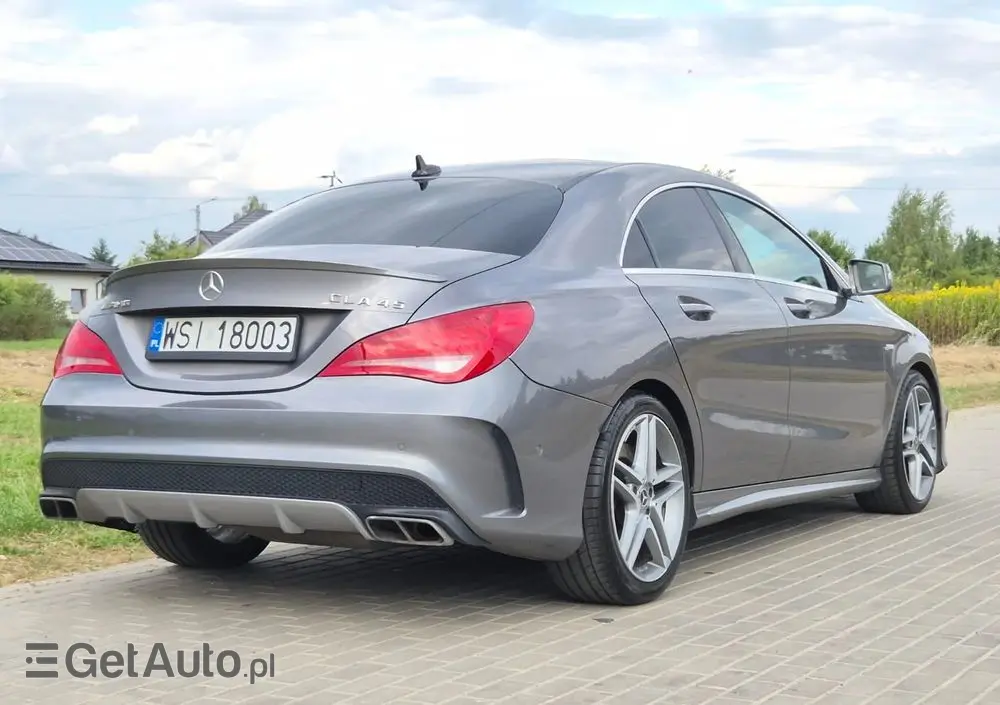 MERCEDES-BENZ CLA AMG 45 4-Matic