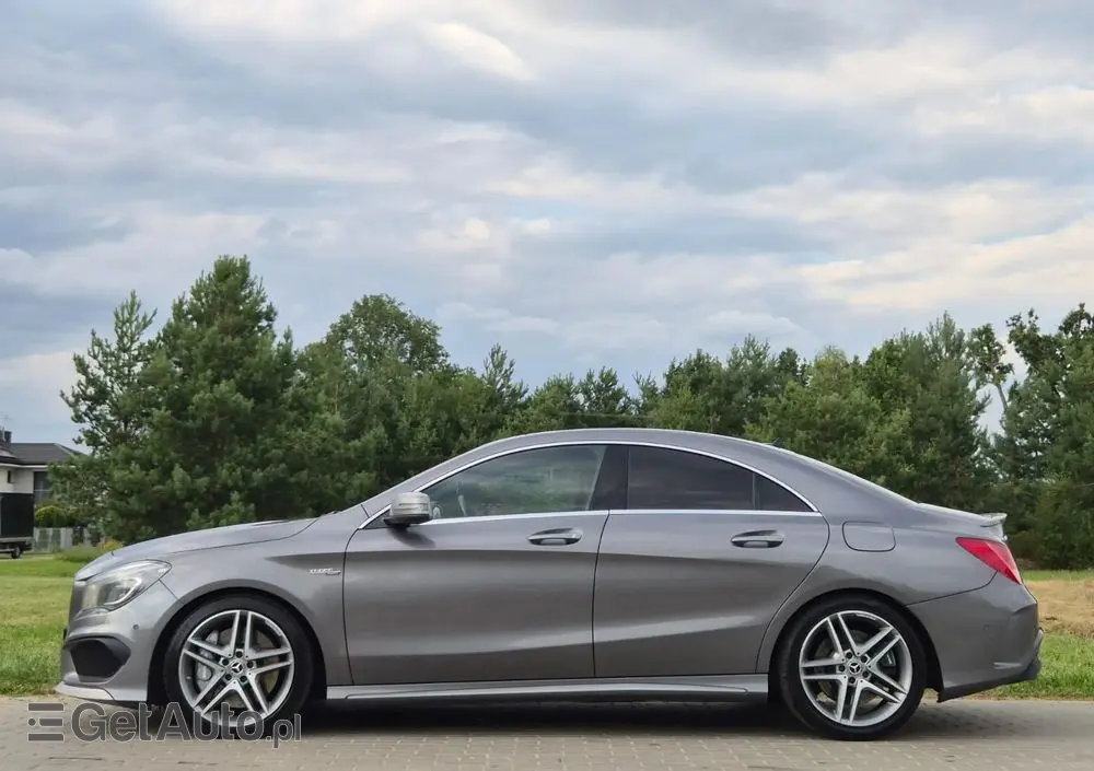 MERCEDES-BENZ CLA AMG 45 4-Matic
