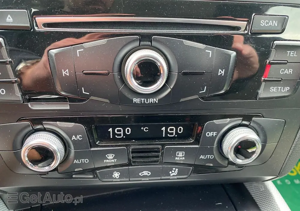 AUDI Q5 2.0 TDI Quattro (clean diesel)
