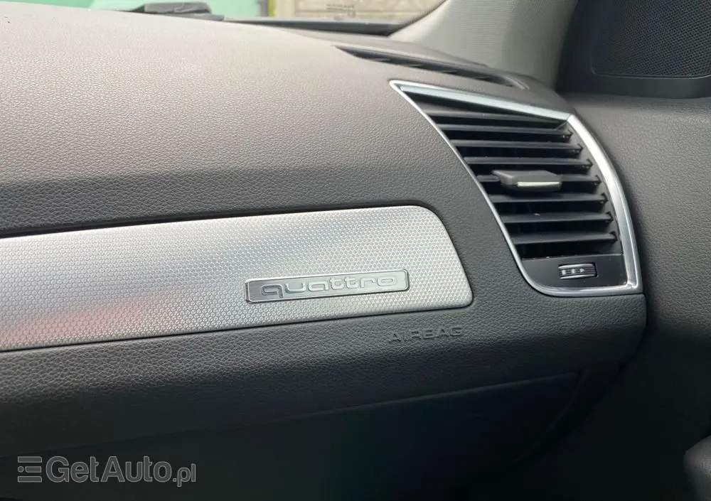 AUDI Q5 2.0 TDI Quattro (clean diesel)