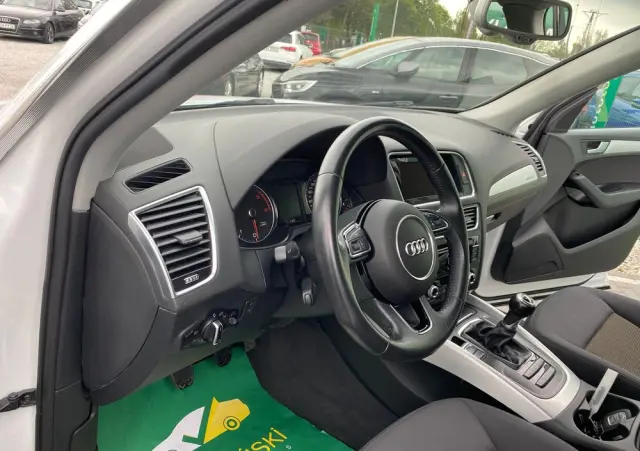 AUDI Q5 2.0 TDI Quattro (clean diesel)