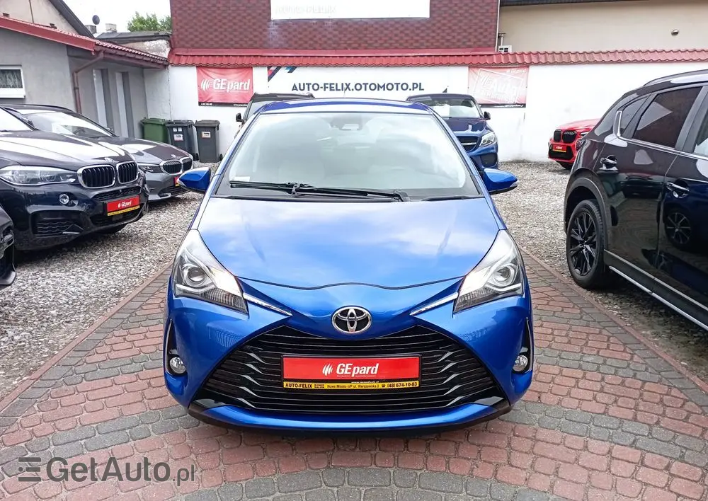 TOYOTA Yaris 1.5 Premium