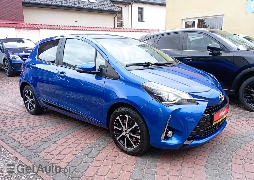TOYOTA Yaris 1.5 Premium