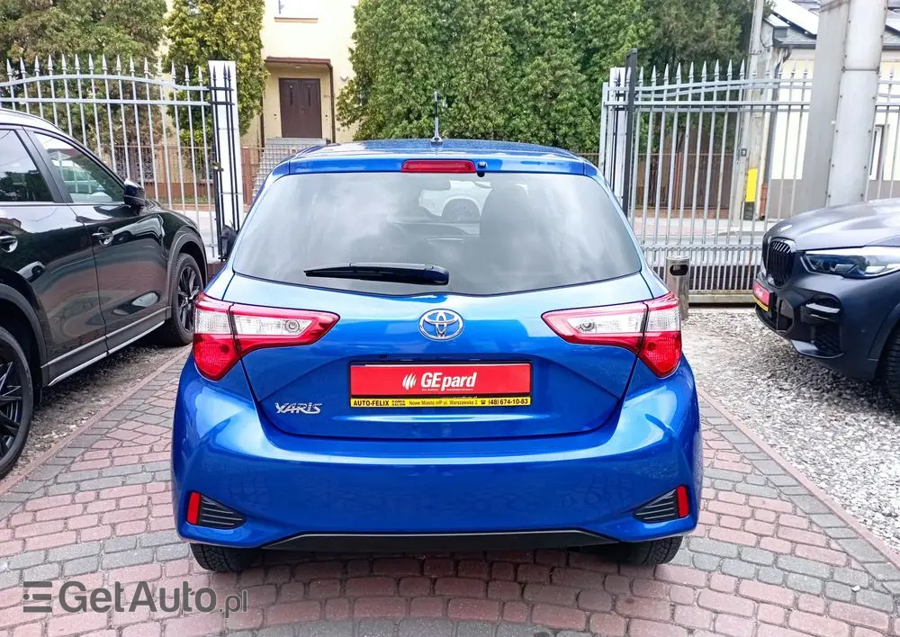 TOYOTA Yaris 1.5 Premium