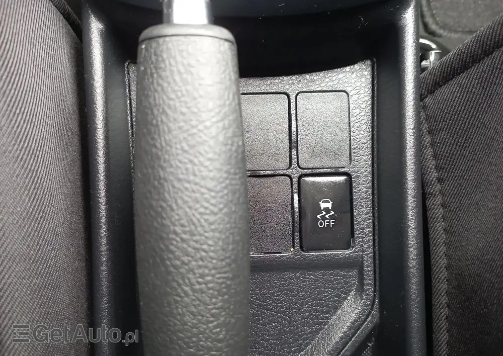 TOYOTA Yaris 1.5 Premium