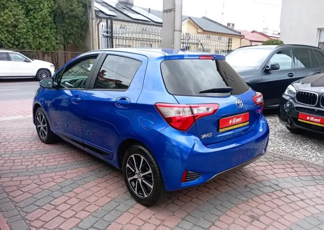 TOYOTA Yaris 1.5 Premium