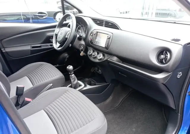 TOYOTA Yaris 1.5 Premium