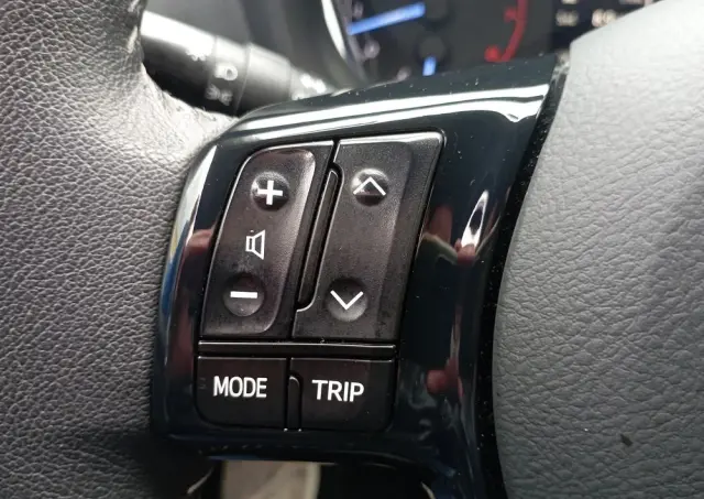 TOYOTA Yaris 1.5 Premium