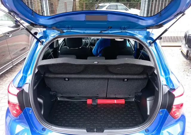 TOYOTA Yaris 1.5 Premium