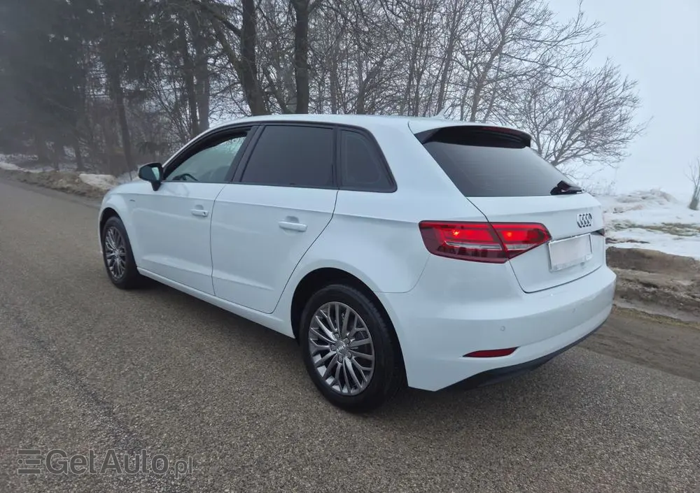 AUDI A3 Sportback 1.4 TFSI g-tron sport