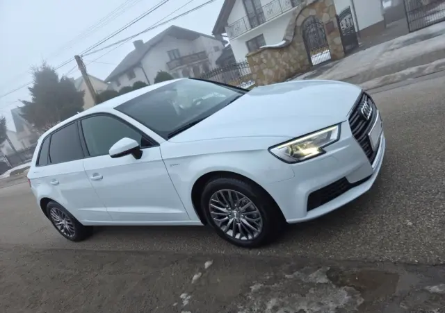 AUDI A3 Sportback 1.4 TFSI g-tron sport