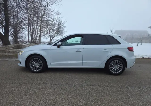 AUDI A3 Sportback 1.4 TFSI g-tron sport