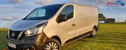 NISSAN Nv300 