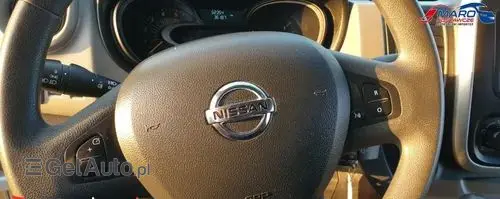 NISSAN Nv300 