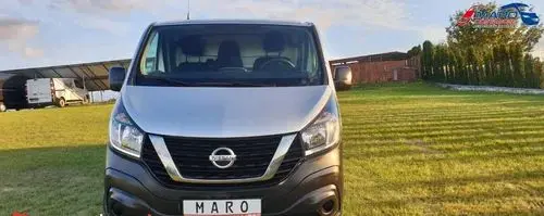 NISSAN Nv300 