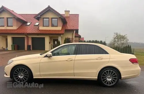 MERCEDES-BENZ Klasa E 