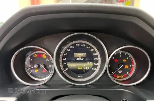 MERCEDES-BENZ Klasa E 