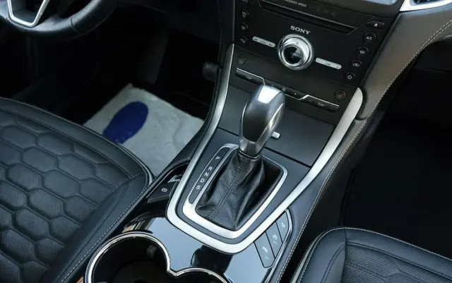 FORD S-Max 2.0 TDCi Vignale PowerShift