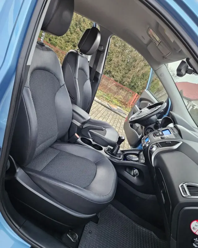 HYUNDAI Ix35 2.0 Premium 2WD